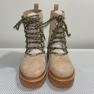 🆕 NWOT Marc Fisher Izzie Lugsoles Lace-Up Women's Boots